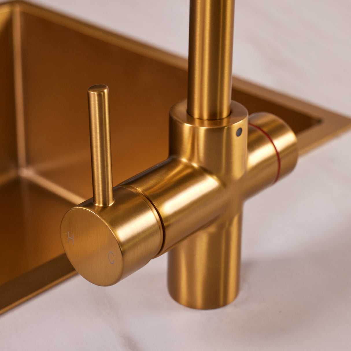 Ellsi Impromta Biometric Instant Boiling Water Tap With Boiler & Filter BRUSHED GOLD LS9