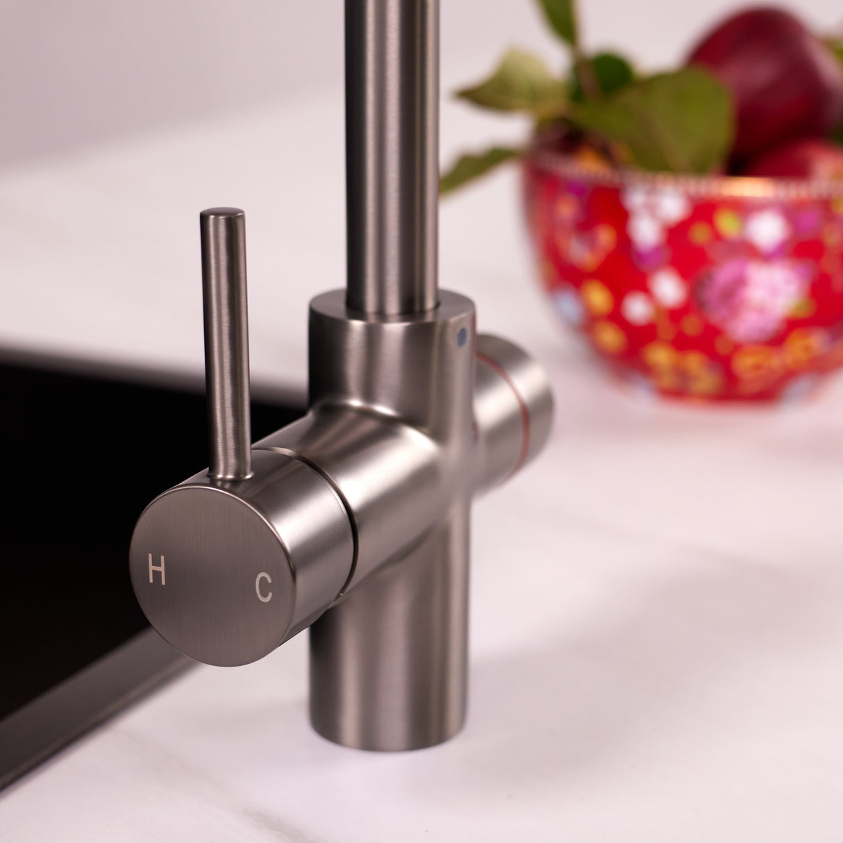 Ellsi Impromta Biometric Instant Boiling Water Tap With Boiler & Filter GUN METAL LS15