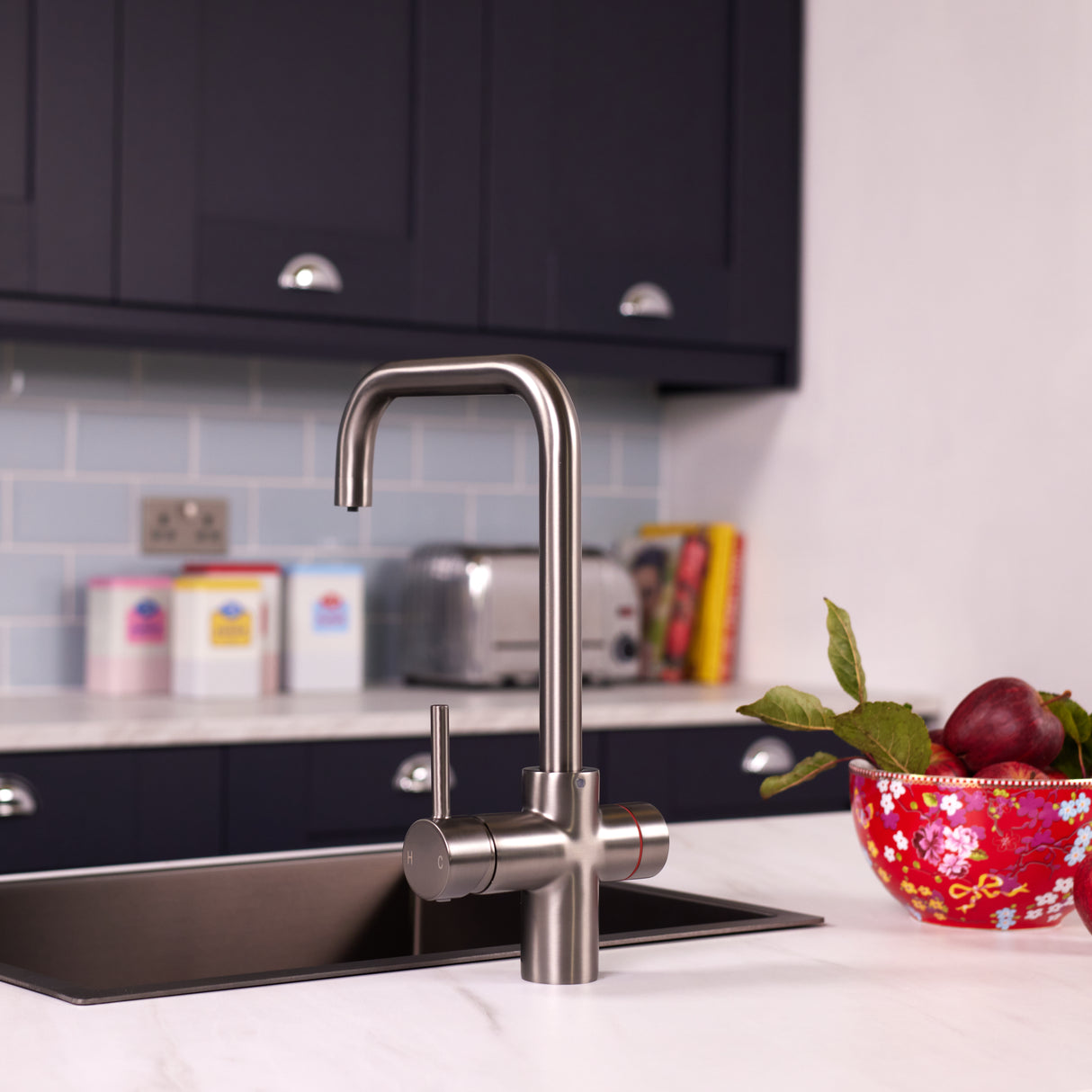 Ellsi Impromta Biometric Instant Boiling Water Tap With Boiler & Filter GUN METAL LS17