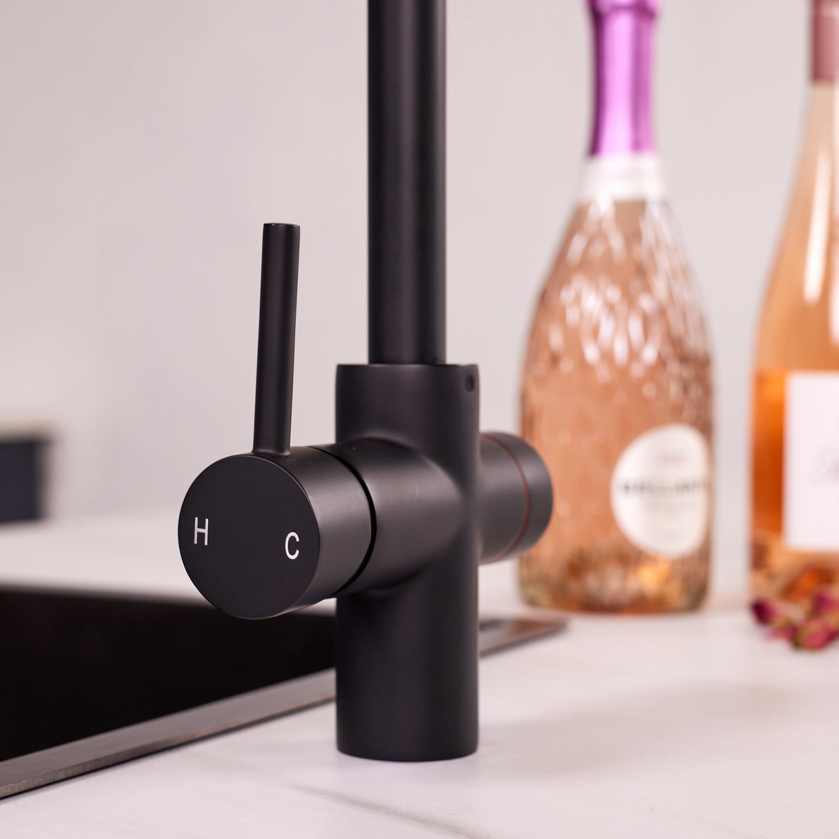 Ellsi Impromta Biometric Instant Boiling Water Tap With Boiler & Filter MATT BLACK LS34