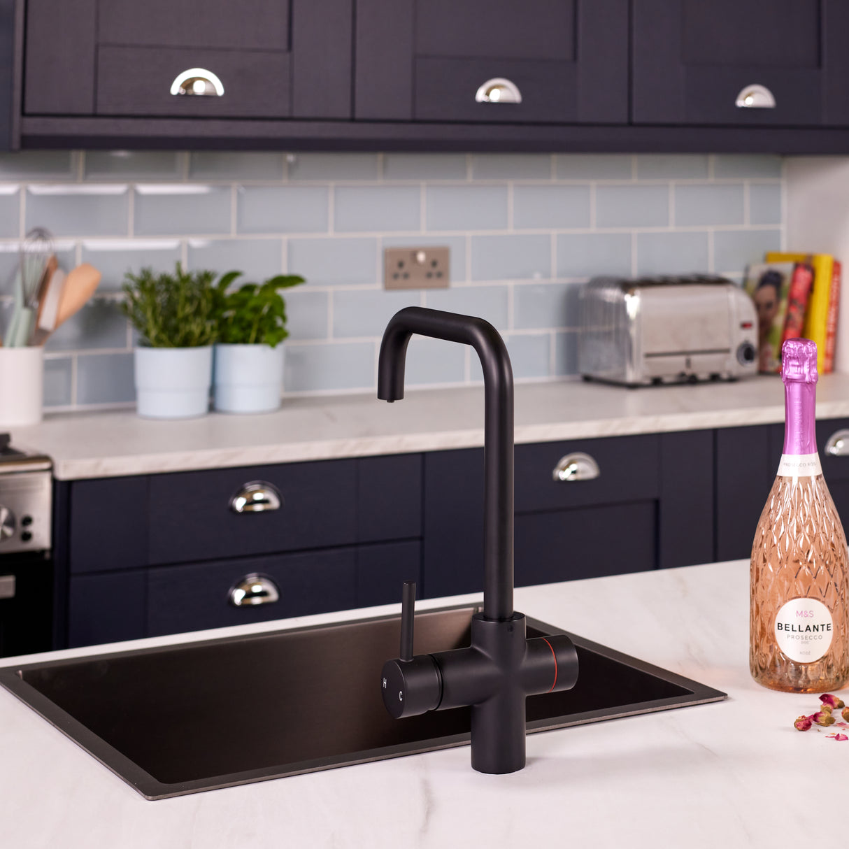 Ellsi Impromta Biometric Instant Boiling Water Tap With Boiler & Filter MATT BLACK LS6