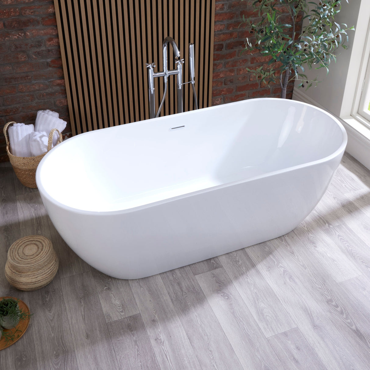 Bathmegastore Elizabeth Acrylic Freestanding Bath L1700 x W750mm Polished White BMELIZABETH-BATH-WHITE-1700-WASTE-WHITE LS7