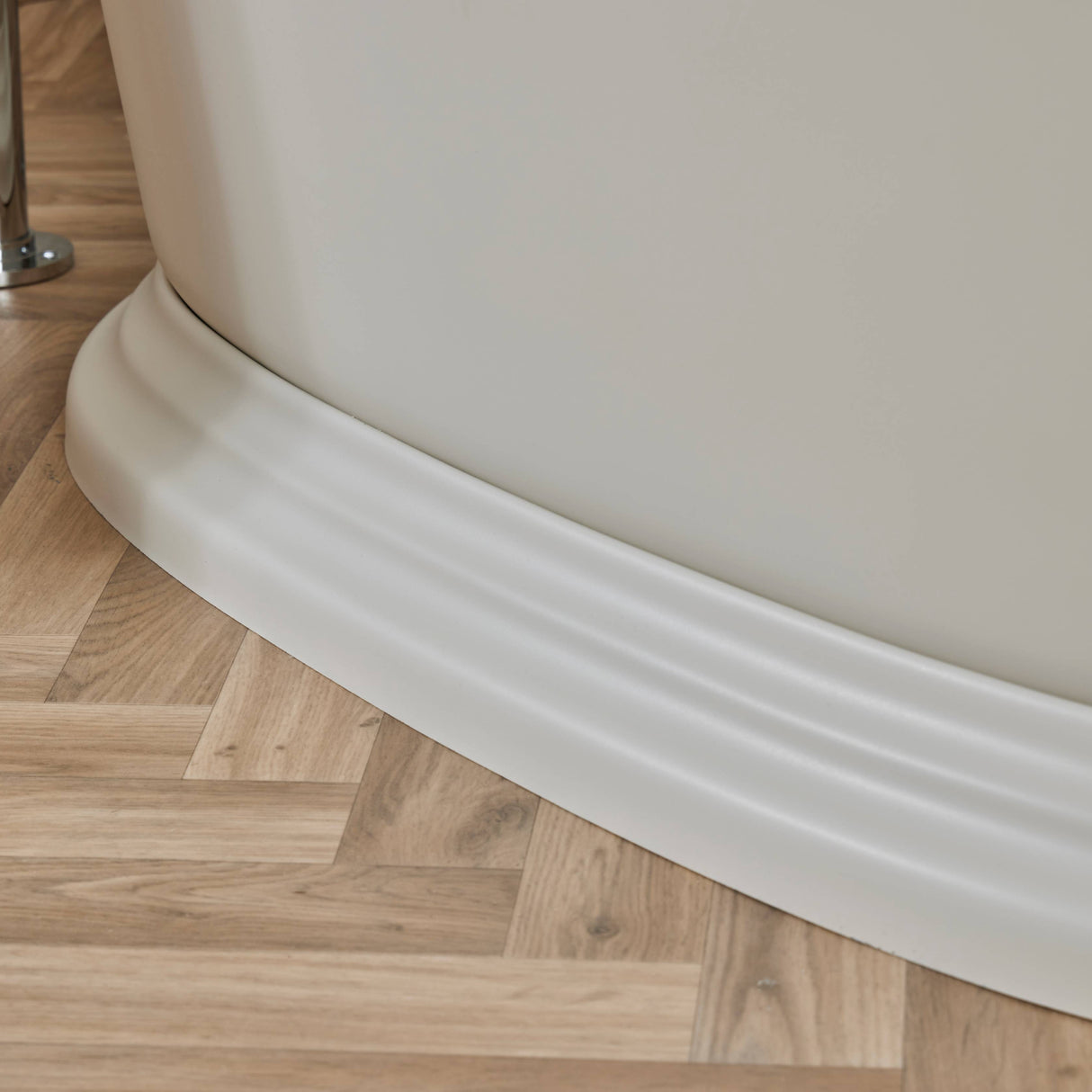 Bathmegastore Jean Acrylic Freestanding Bath L1350 x W750mm Painted BMJEANPAINTED-WH-WASTE LS9