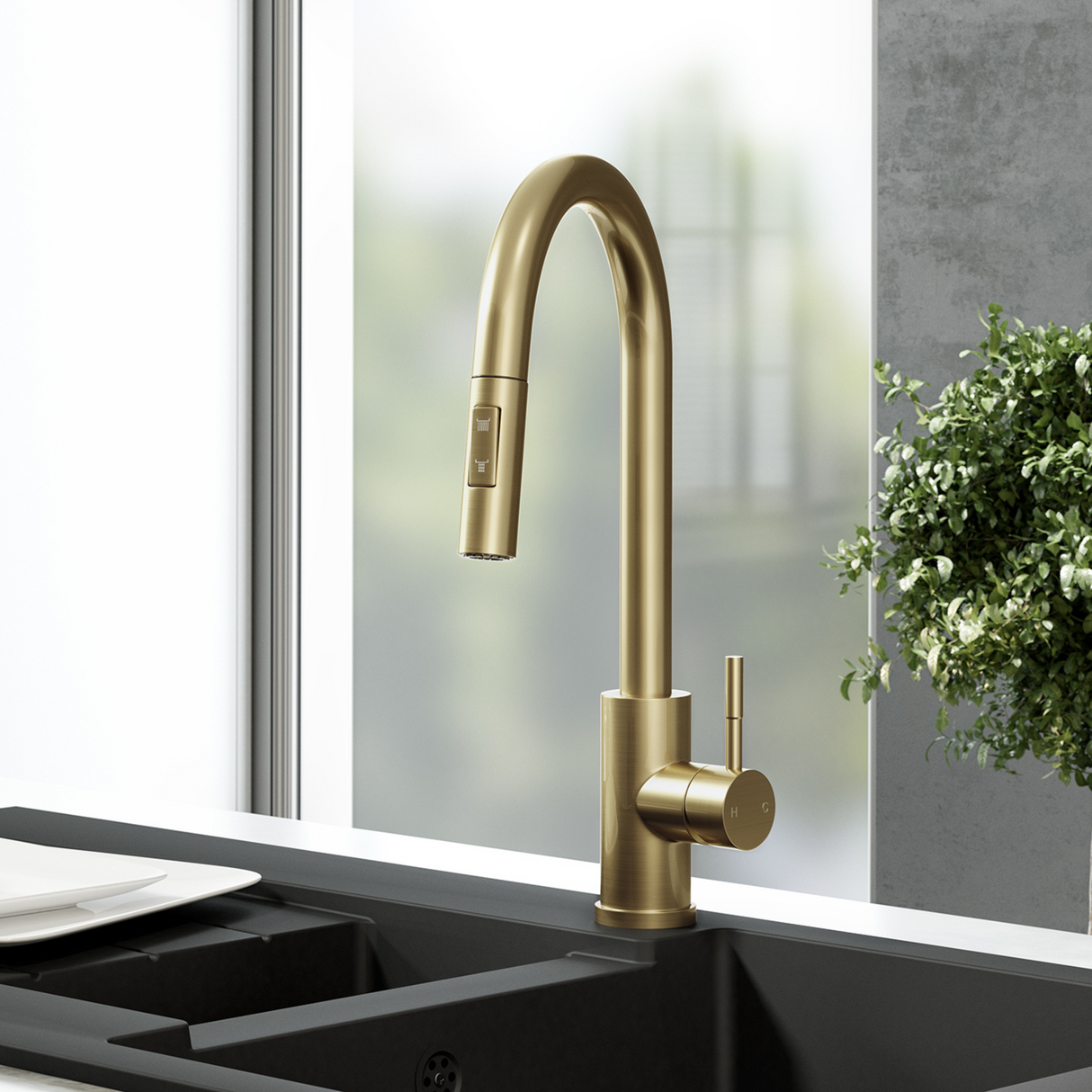 Ellsi Cato Pull-Out Single Lever Kitchen Mixer Tap BRUSHED BRASS CAT-01-BB LS