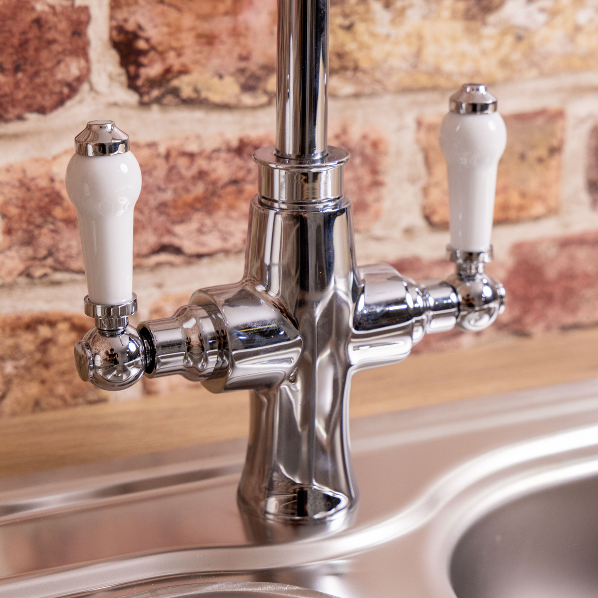 Ellsi Cora Traditional Twin Lever Kitchen Mixer Tap Chrome COR-01-CH LS2