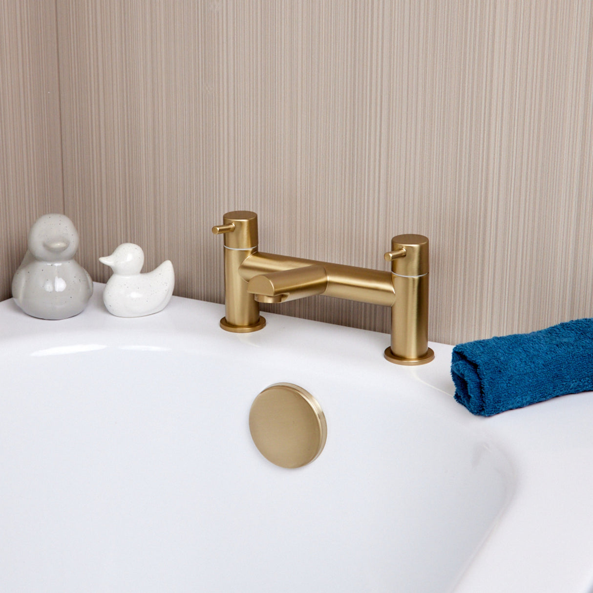 Ellsi Juke Bath Filler Tap BRUSHED BRASS JUK-03-BB LS1