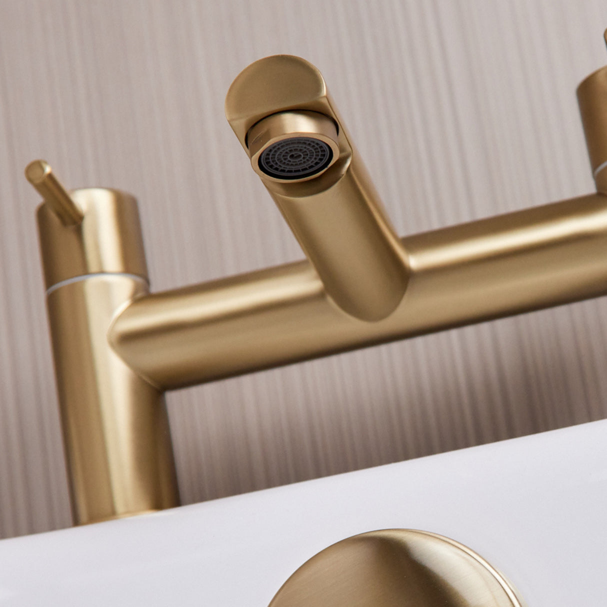 Ellsi Juke Bath Filler Tap BRUSHED BRASS JUK-03-BB LS4