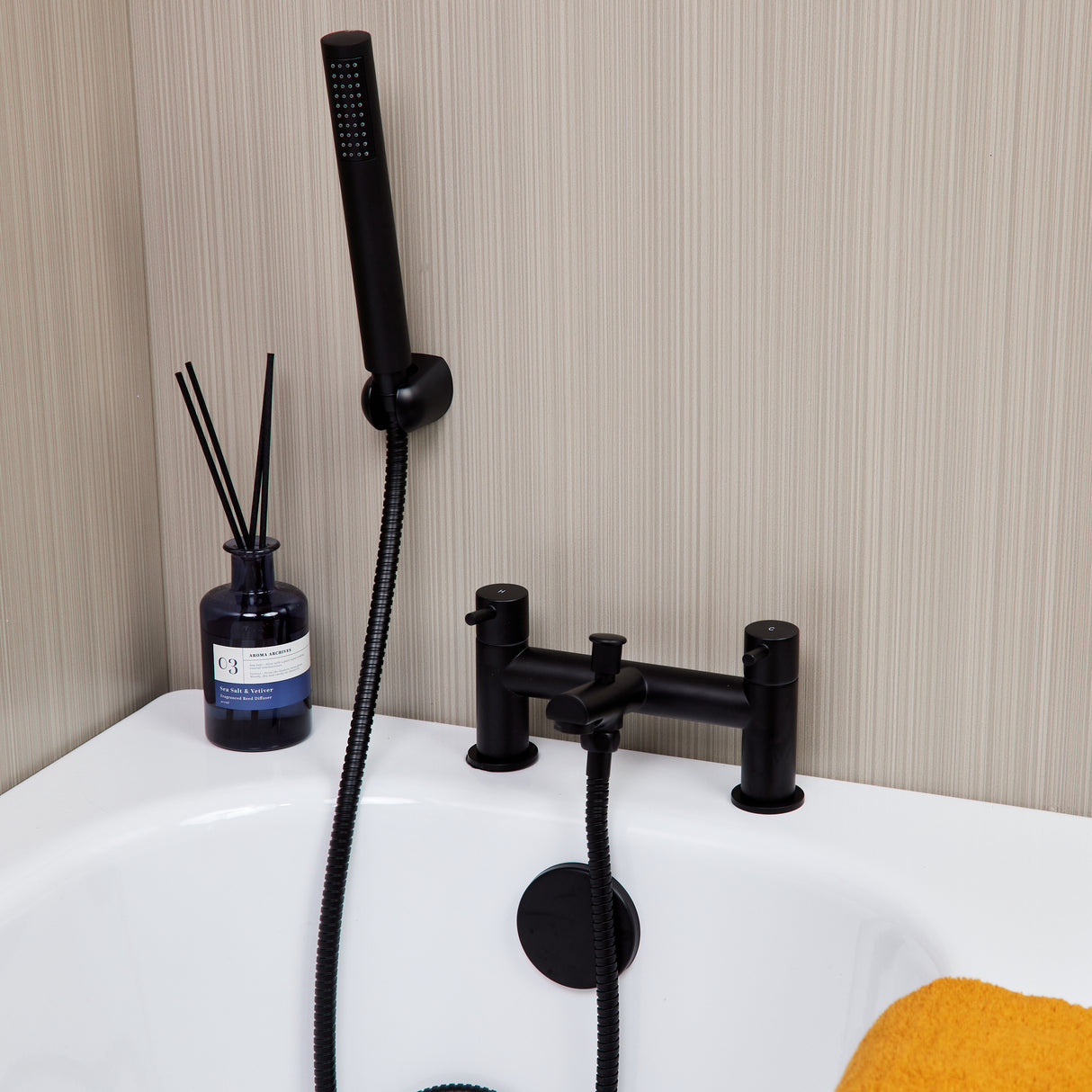 Ellsi Juke Bath Shower Mixer Tap & Shower Kit MATT BLACK JUK-02-MB LS2