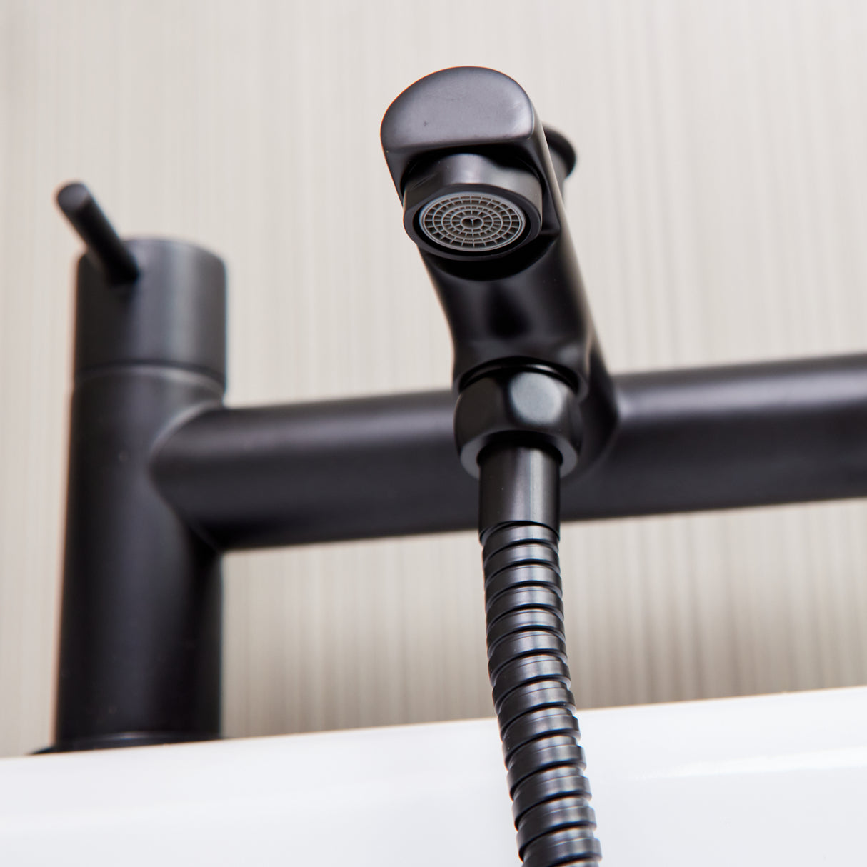 Ellsi Juke Bath Shower Mixer Tap & Shower Kit MATT BLACK JUK-02-MB LS3