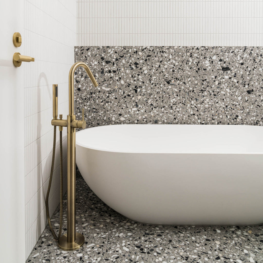 Meir Freestanding Single Lever Bath Shower Mixer Tap With Shower Kit Tiger Bronze MB09-PVDBB LS2