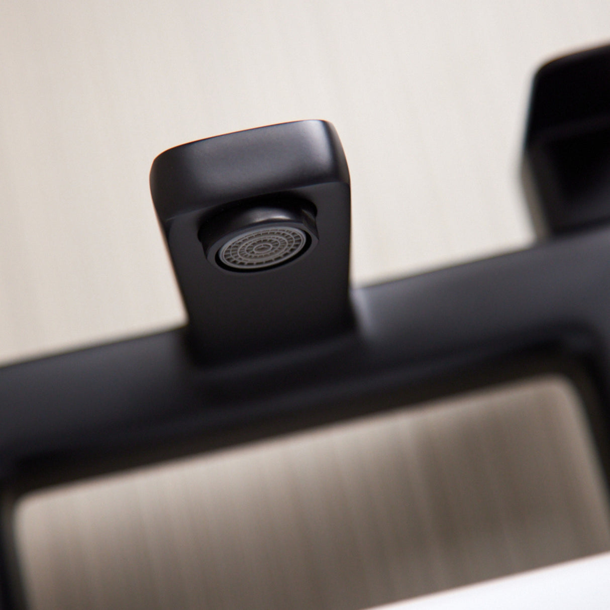 Ellsi Lanza Bath Filler Tap MATT BLACK LAN-03-MB LS4