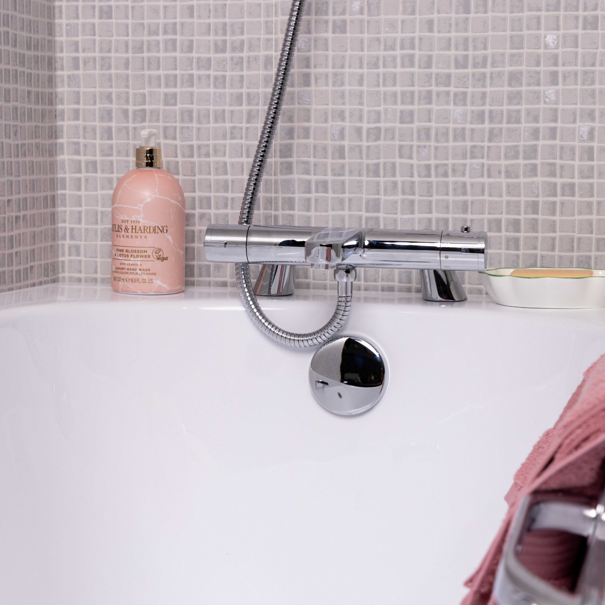 Ellsi Orhan Pillar Mounted Thermostatic Bath Shower Mixer Tap CHROME ORH-07-CH LS1