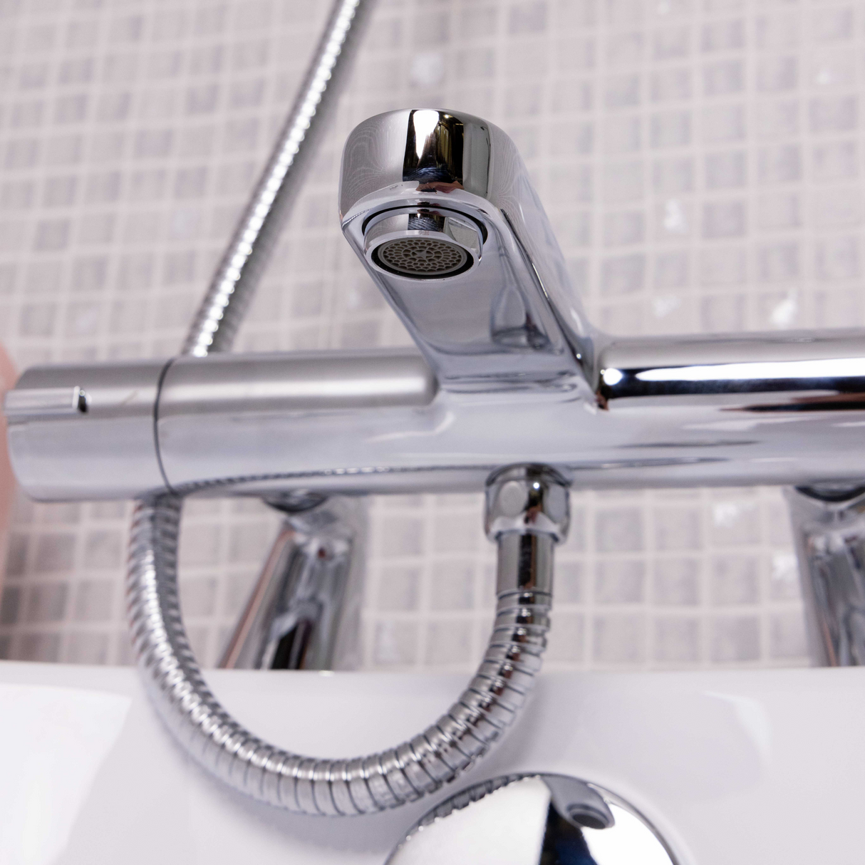 Ellsi Orhan Pillar Mounted Thermostatic Bath Shower Mixer Tap CHROME ORH-07-CH LS6