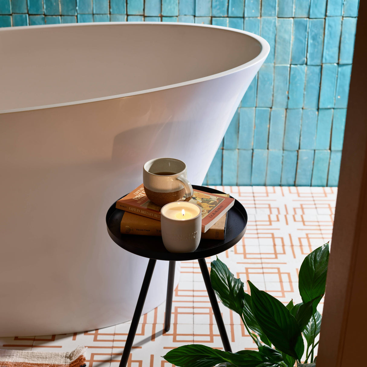 BC Designs Delicata Cian Solid Surface Freestanding Slipper Bath L1520 x W715mm Polished White BAB020 LS4