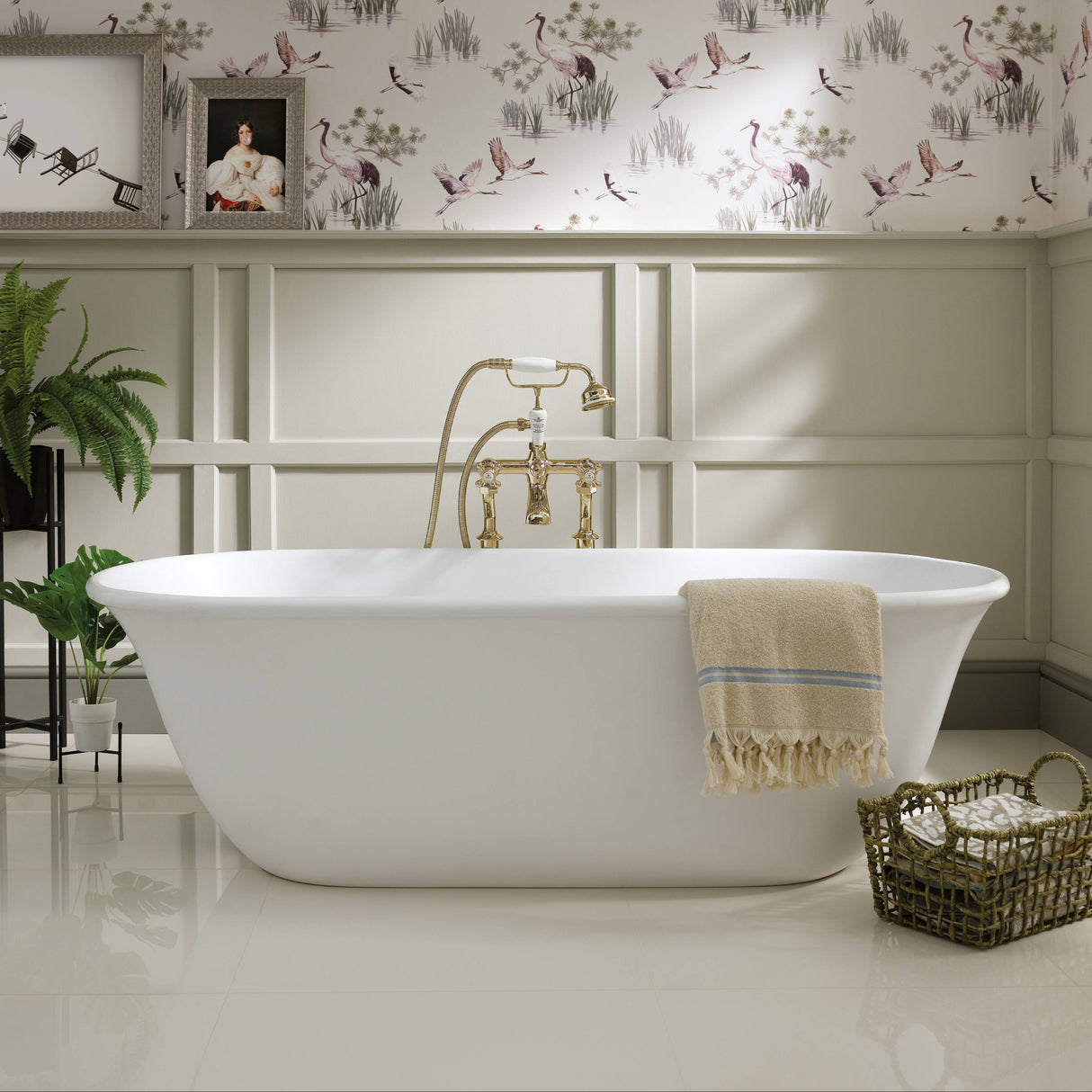 BC Designs Omnia Cian Solid Surface Freestanding Bath L1615 x W760mm Polished White BAB078 LS
