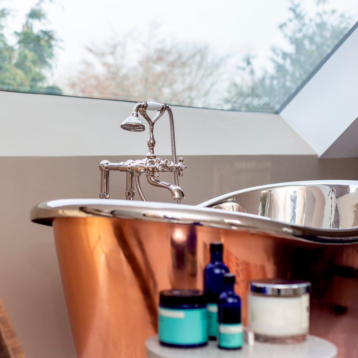 5_bac010_baths_v1_ls12