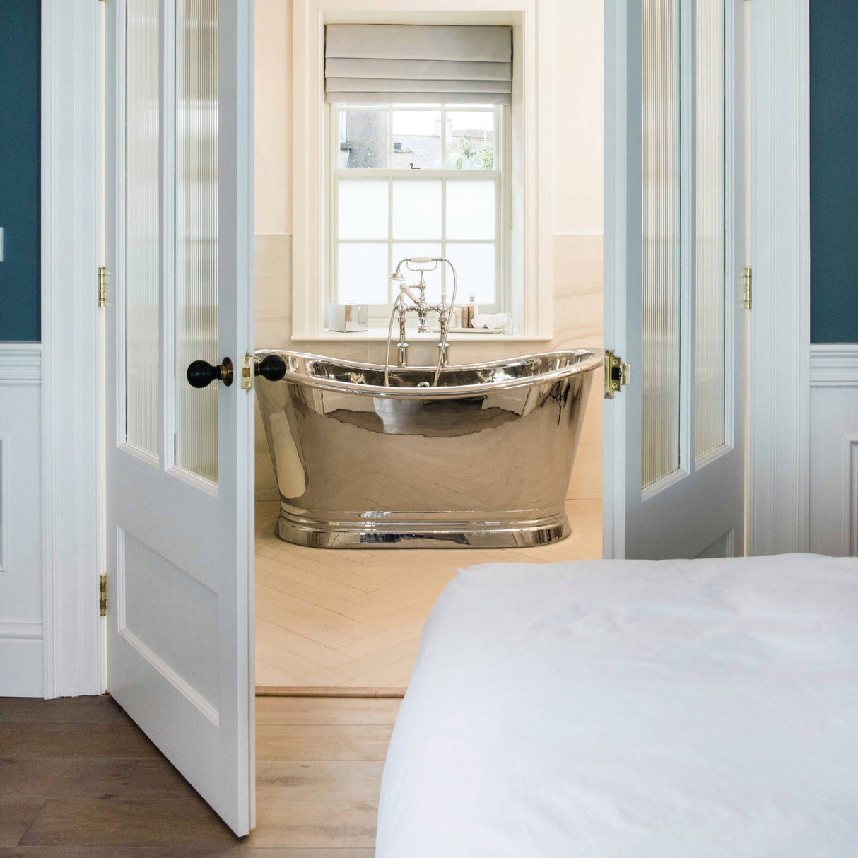 BC Designs Freestanding Nickel Boat Bath BAC025 LS2