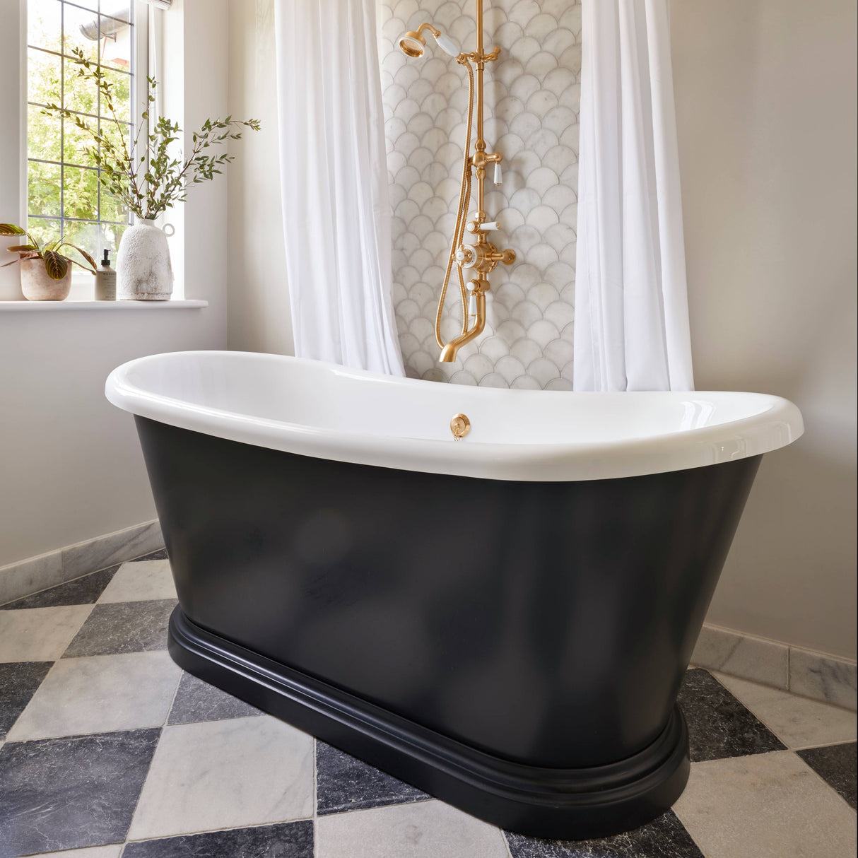 BC Designs The Boat Bath Acrylic Polished White BAS070 LS14