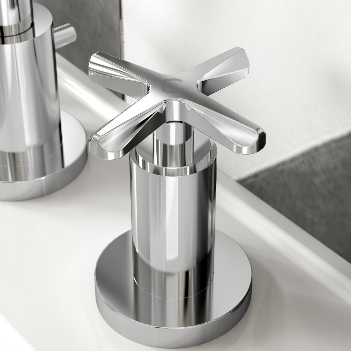 Nuie Aztec 4-Hole Bath Shower Mixer Tap with Shower Kit Chrome CLX334S_2