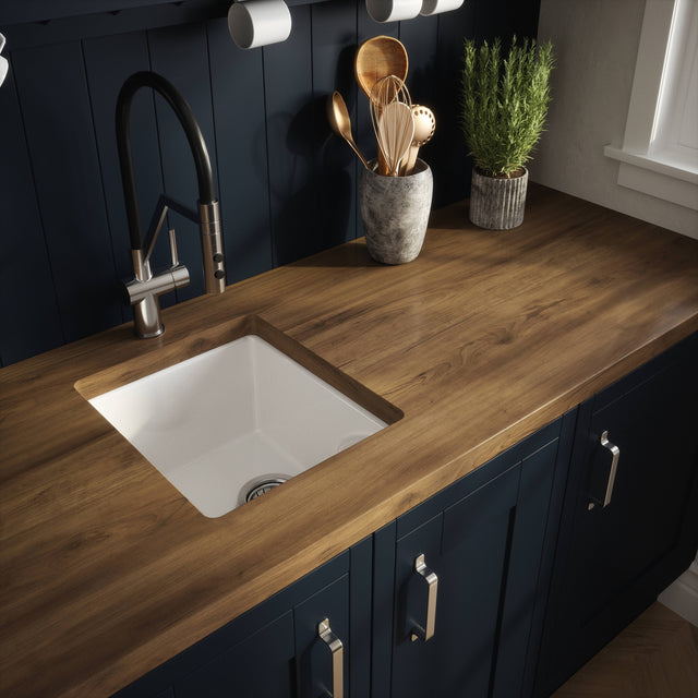 Nuie 1.0 Bowl Ceramic Undermount Kitchen Sink & Overflow 457 x 457 x 203mm - White PS10218 LS1