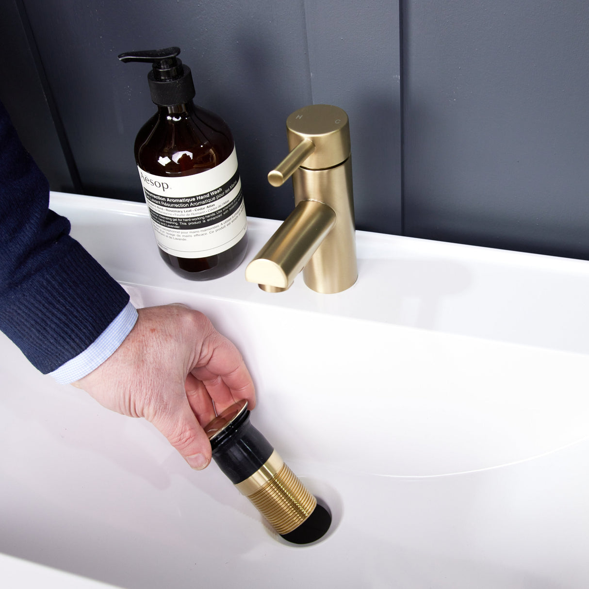 Top-Fix Push Button Click Clack Basin Waste - Unslotted BRUSHED BRASS PDT-000735 LS2