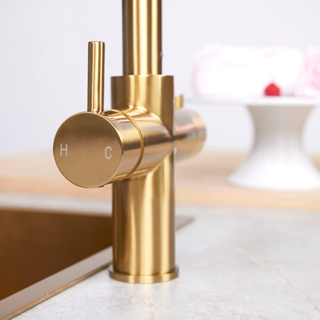 Ellsi Cygne 3in1 Instant Boiling Water Tap With Pull-Out Spout, Corner Boiler & Filter Brushed Brass PDT-001393-930-52_LS10