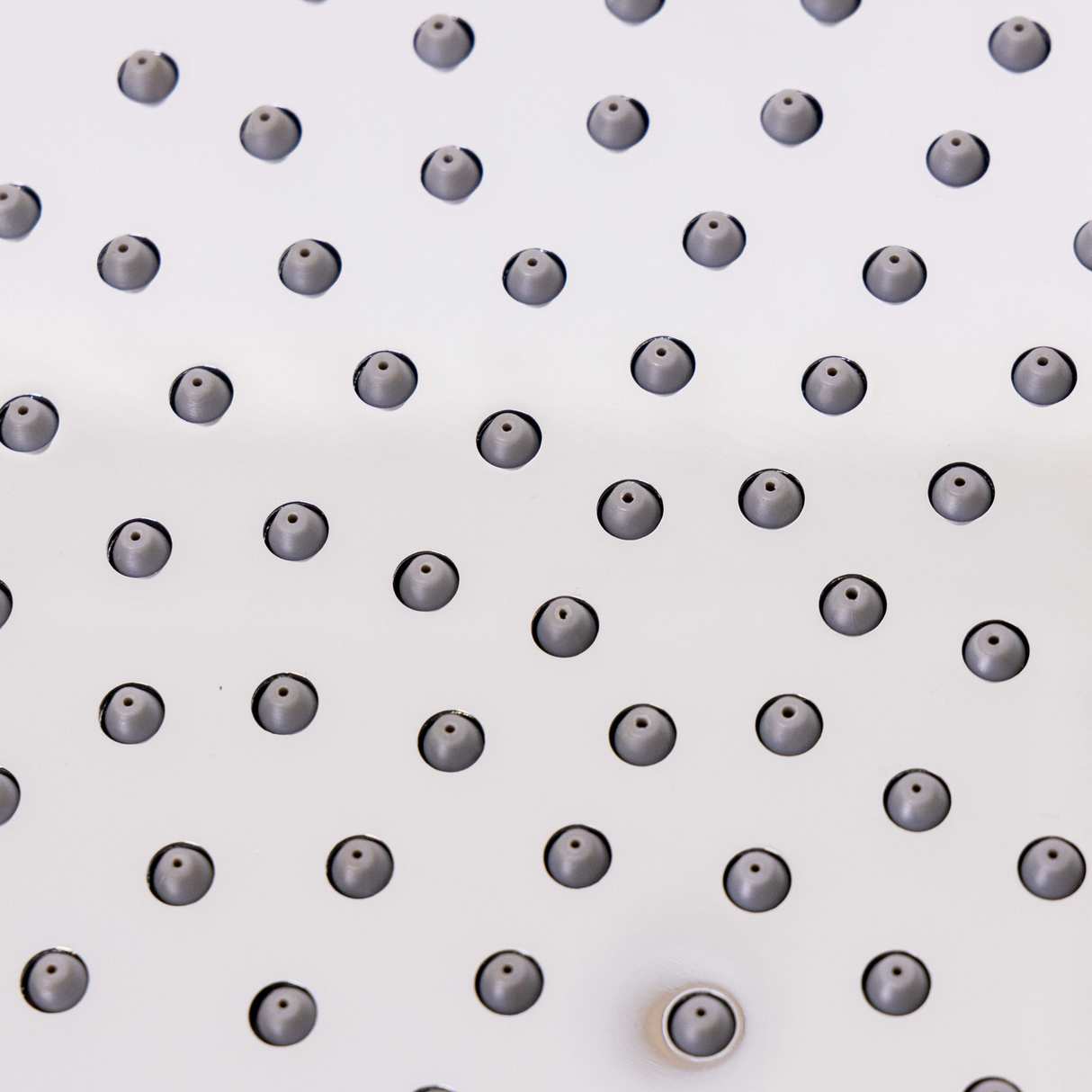 Ellsi Pinto Round Shower Head 200mm Chrome HEA-02-CH_2