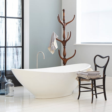 BC Designs Kurv Cian Solid Surface Freestanding Bath L1890 x W900mm Polished White BAB005 LS4
