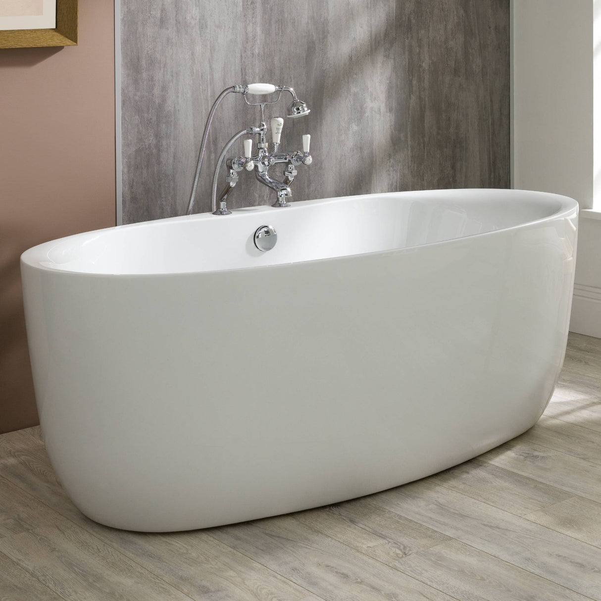 BC Designs Tamorina Acrymite Acrylic Freestanding Bath Gloss White BAS001 LS1