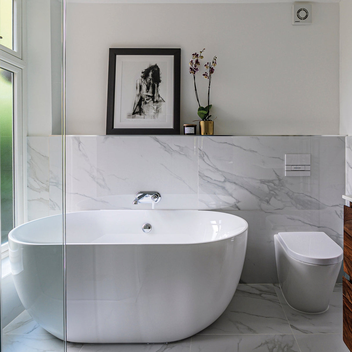 BC Designs Dinkee Acrymite Acrylic Freestanding Bath L1500 x W780mm Gloss White BAS012 LS2