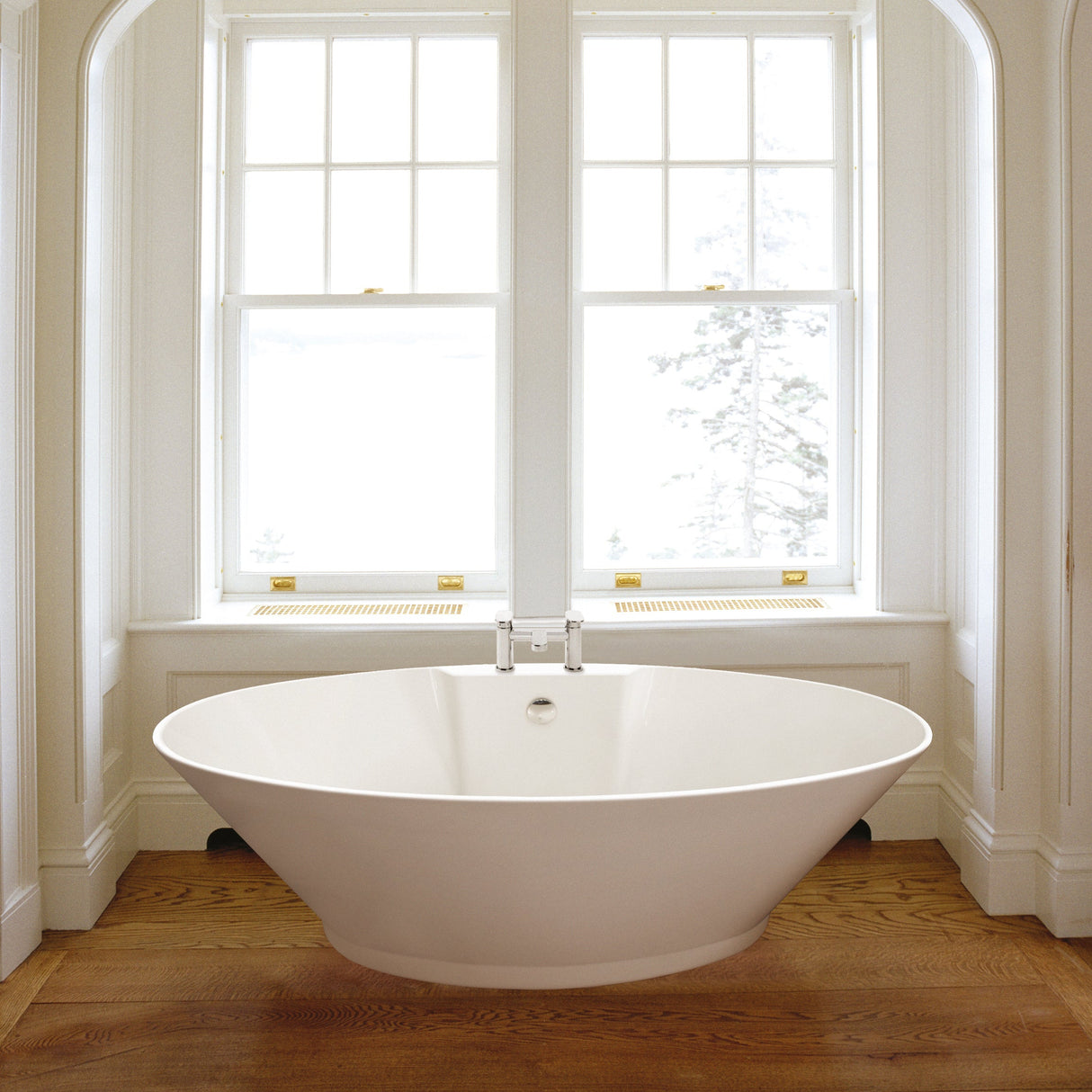 BC Designs Chalice Major Acrymite Acrylic Freestanding Bath L1780 x W935mm Gloss White BAS015 LS1