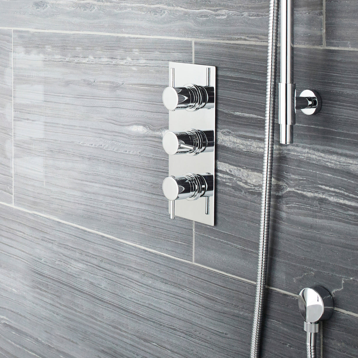 Nuie Round 2 Outlet Thermostatic Concealed Shower Valve Chrome QUEV53 LS2